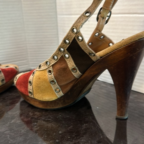 Steve Madden Luxe Multicolor, suede and leather heels - Picture 5 of 10